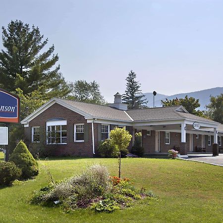 Howard Johnson By Wyndham Williamstown Esterno foto