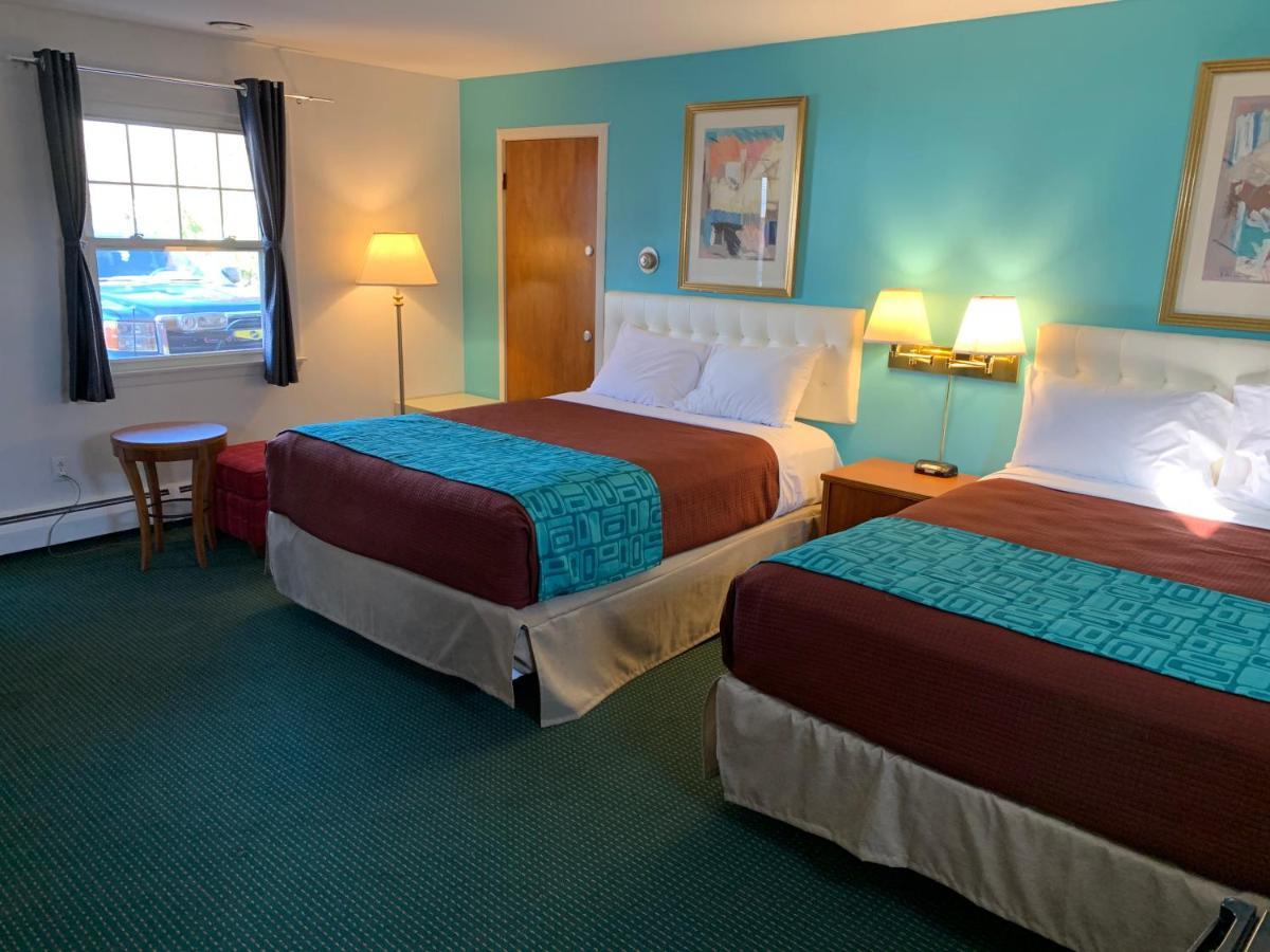 Howard Johnson By Wyndham Williamstown Esterno foto