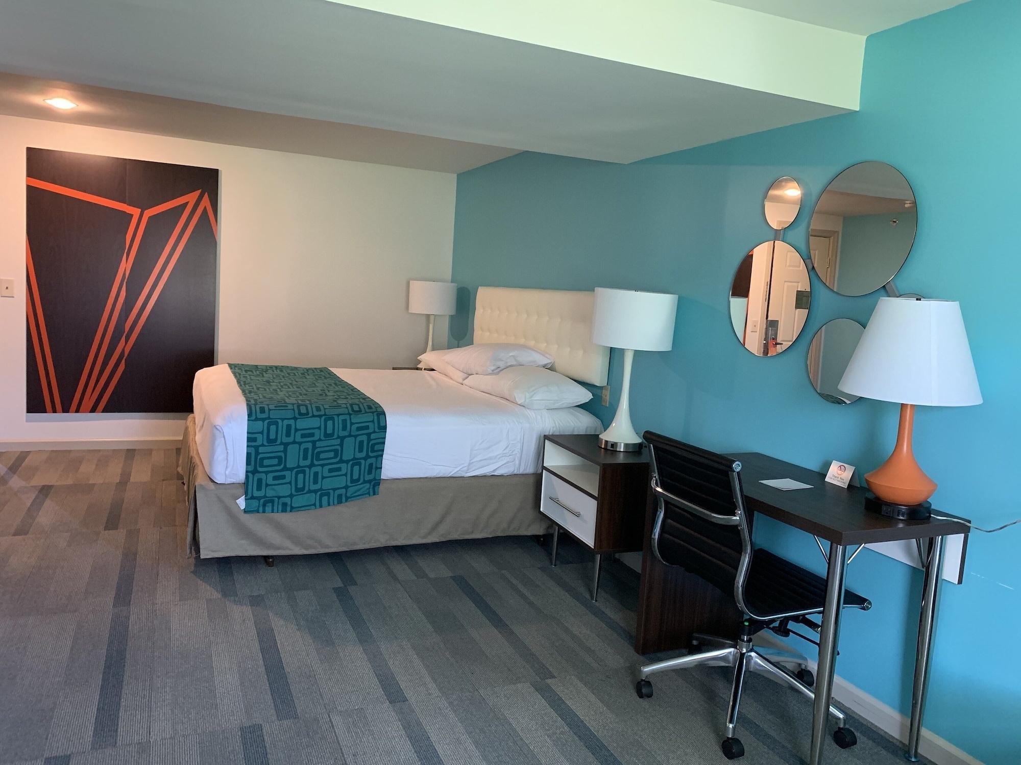 Howard Johnson By Wyndham Williamstown Esterno foto