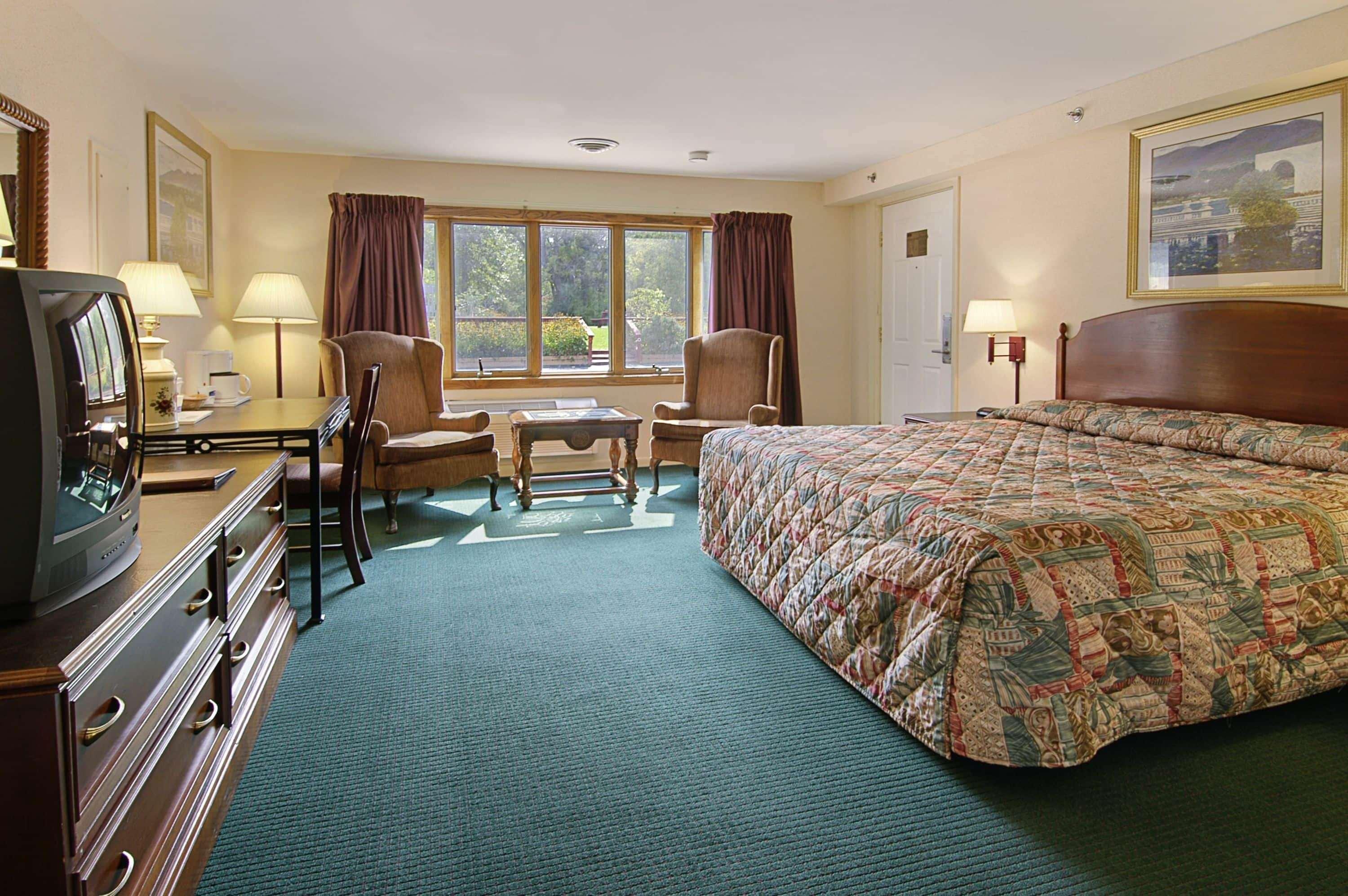 Howard Johnson By Wyndham Williamstown Esterno foto